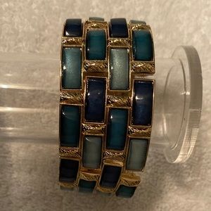 Charming Charlie Shades of Blue bracelet